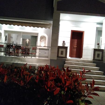 La Maison De Catherine Volos Exterior foto